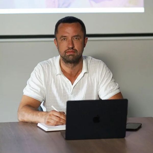 Кишканев Денис